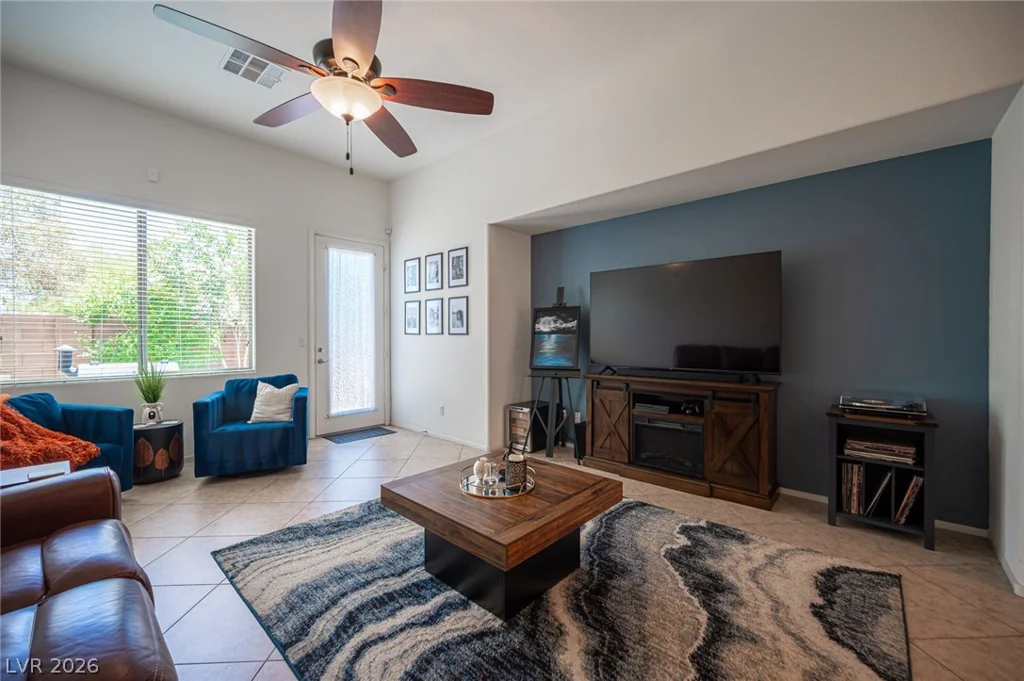 8136 Hamilton Falls, North Las Vegas, NV 89085