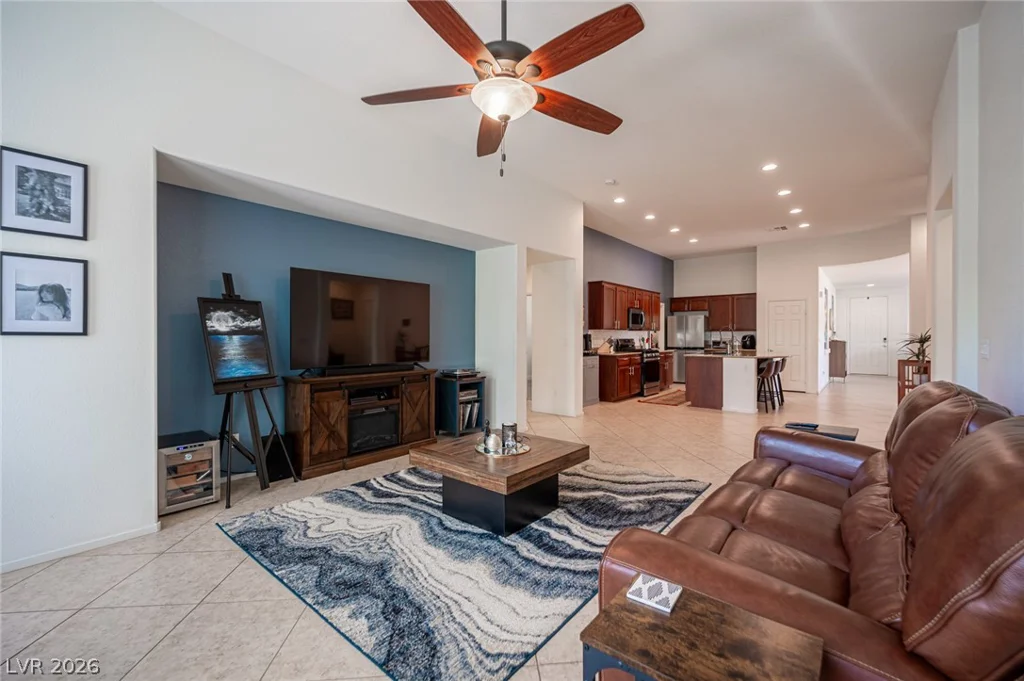 8136 Hamilton Falls, North Las Vegas, NV 89085