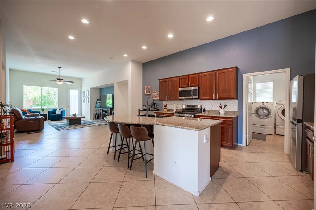 8136 Hamilton Falls, North Las Vegas, NV 89085