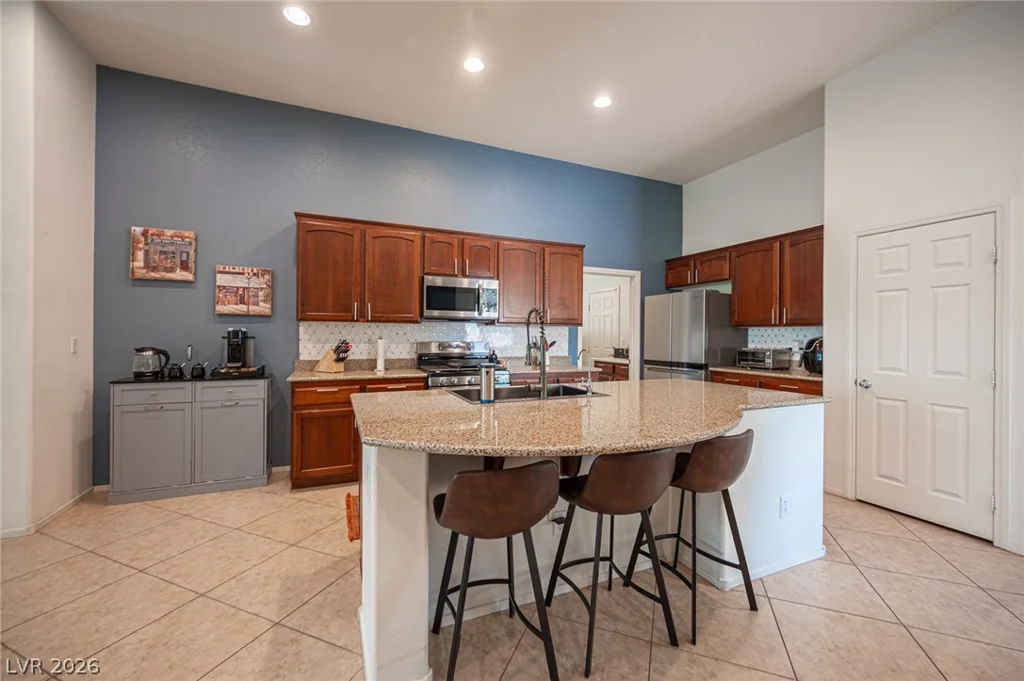 8136 Hamilton Falls, North Las Vegas, NV 89085
