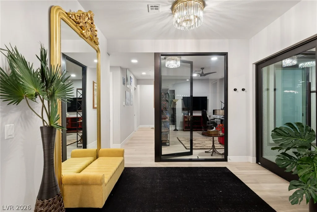445 Cliff Terrace, Las Vegas, NV 89138