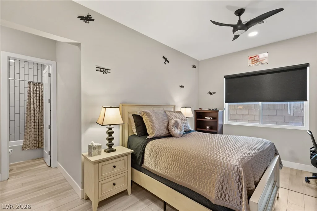445 Cliff Terrace, Las Vegas, NV 89138