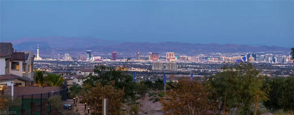 445 Cliff Terrace, Las Vegas, NV 89138