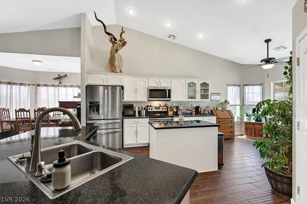 6431 Willow Tree, Pahrump, NV 89061