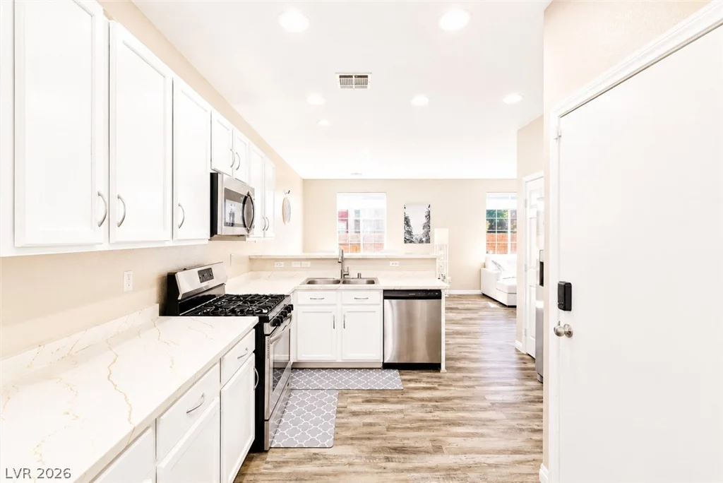 7940 Violet Dawn, Las Vegas, NV 89149