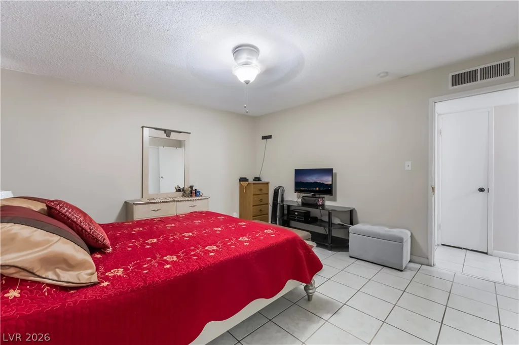 5102 Billman, Las Vegas, NV 89122