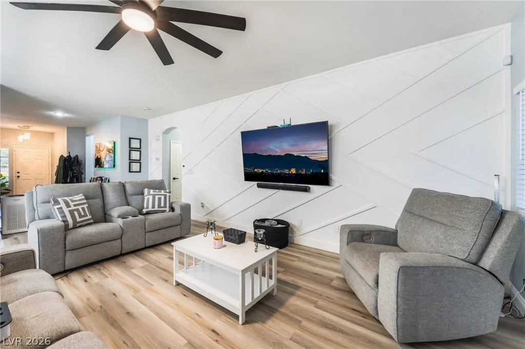 5879 Pavilion Lakes, Las Vegas, NV 89122