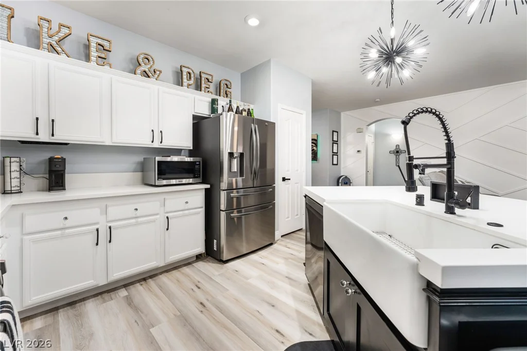 5879 Pavilion Lakes, Las Vegas, NV 89122