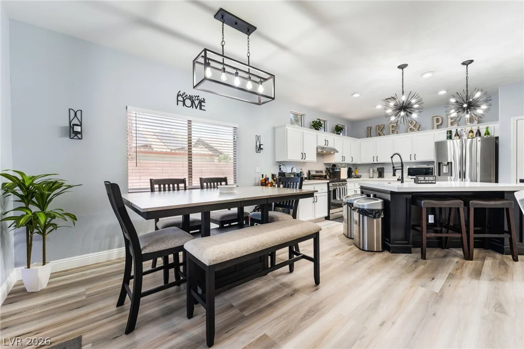 5879 Pavilion Lakes, Las Vegas, NV 89122