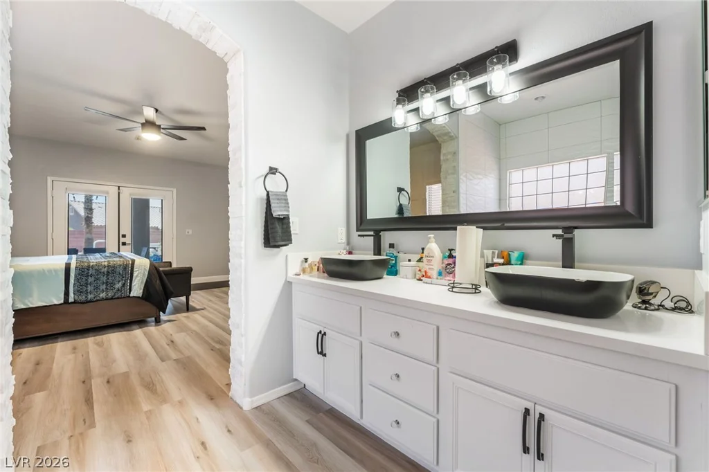 5879 Pavilion Lakes, Las Vegas, NV 89122