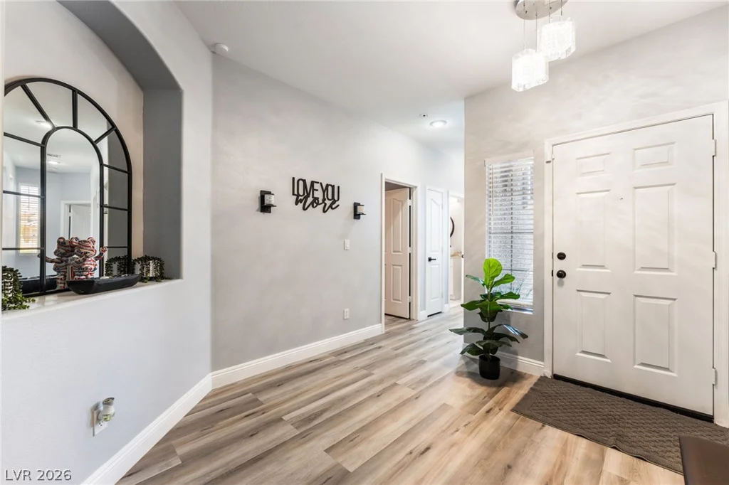 5879 Pavilion Lakes, Las Vegas, NV 89122