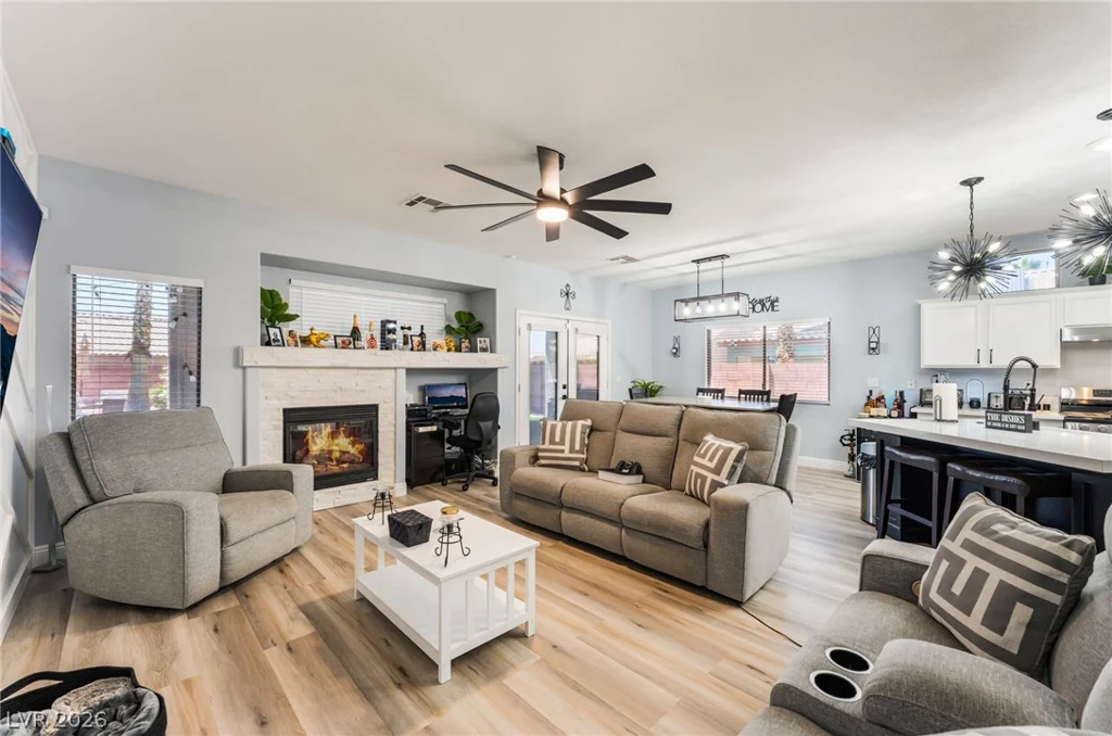 5879 Pavilion Lakes, Las Vegas, NV 89122