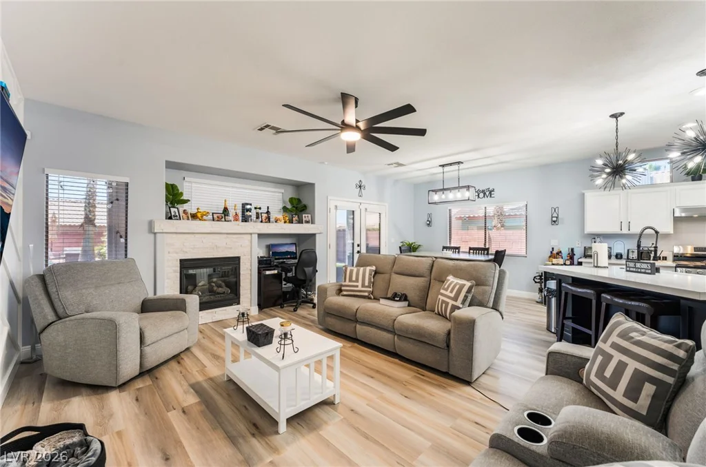 5879 Pavilion Lakes, Las Vegas, NV 89122