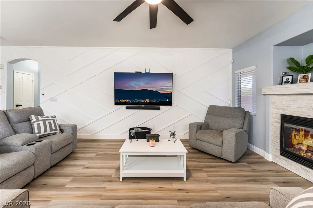 5879 Pavilion Lakes, Las Vegas, NV 89122