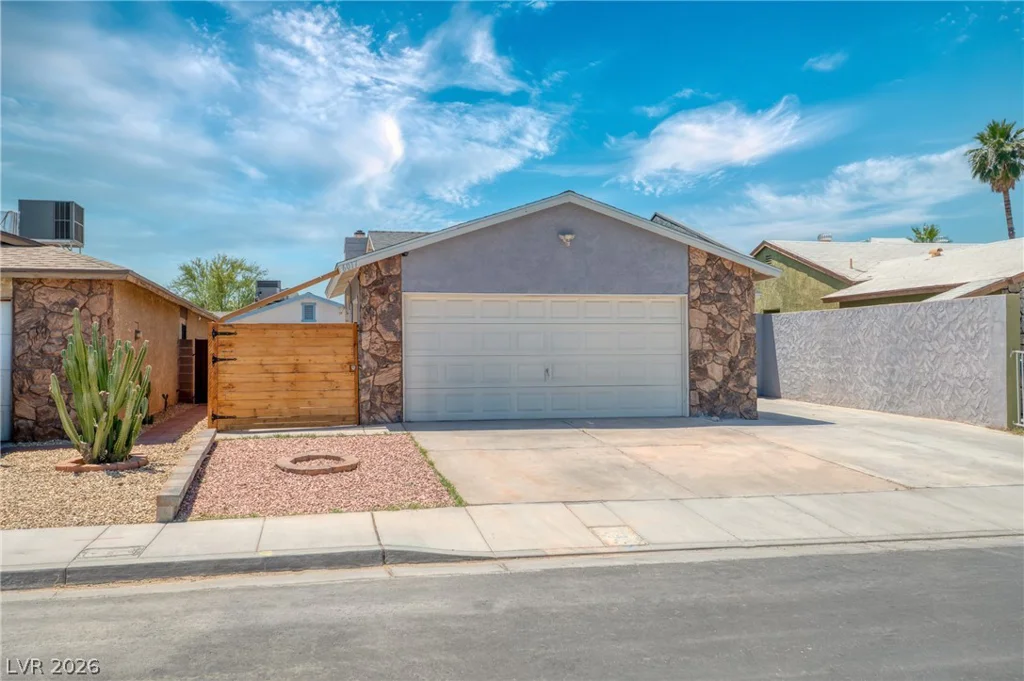 6017 Natures, Las Vegas, NV 89122