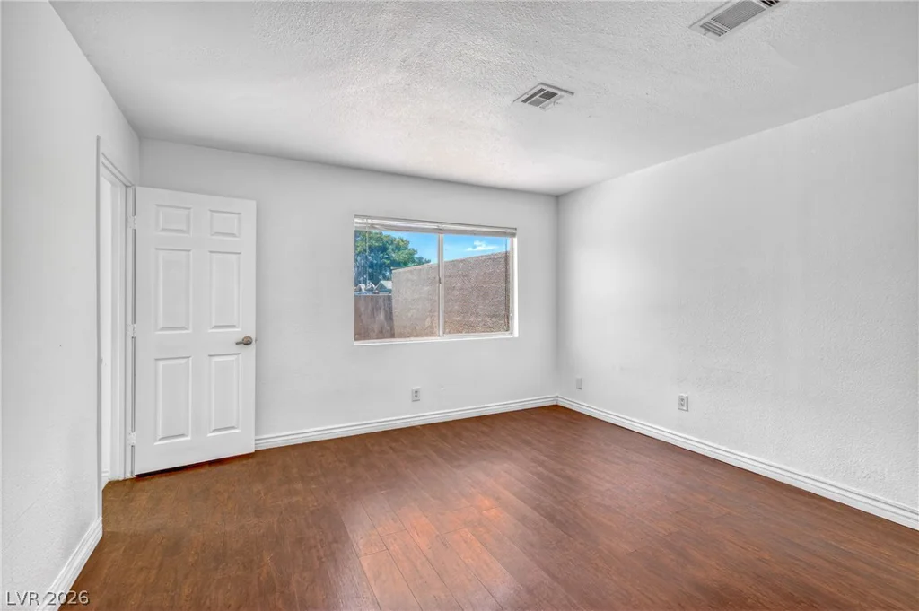 6017 Natures, Las Vegas, NV 89122