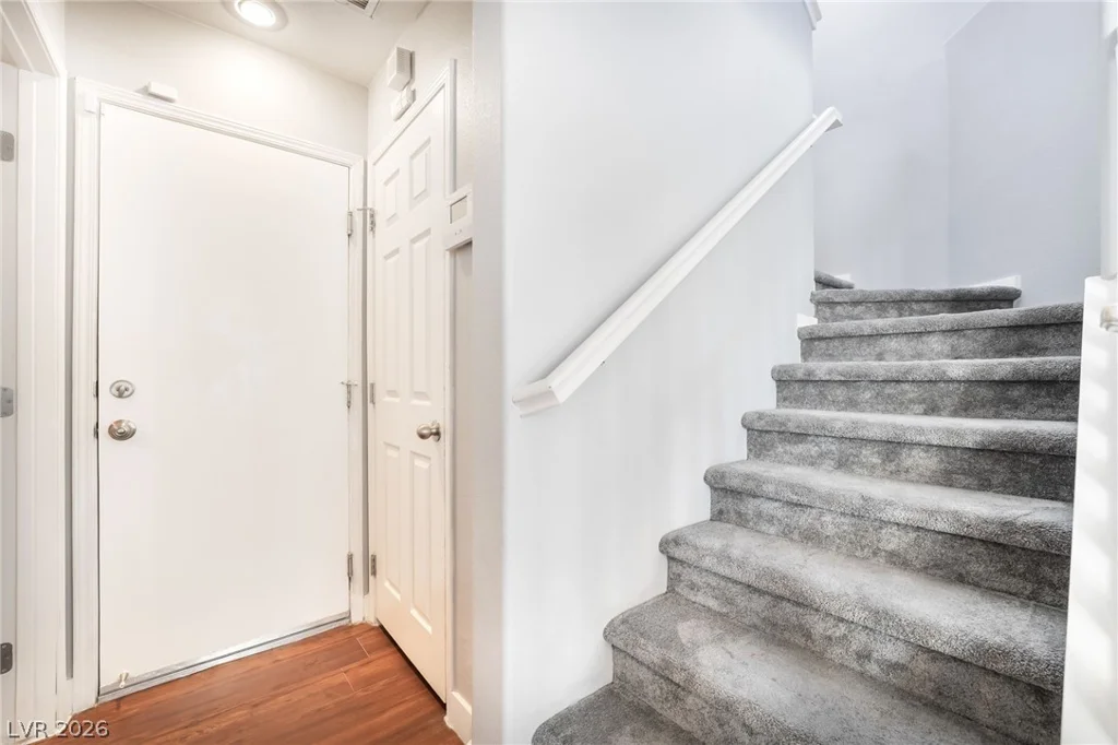 9285 Hainsworth, Las Vegas, NV 89148