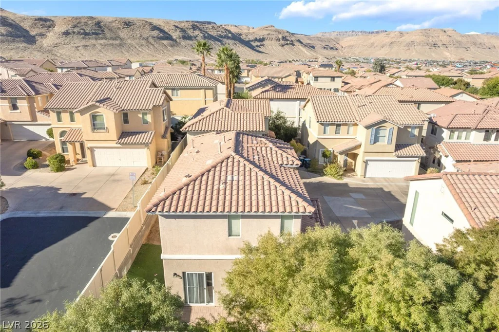 9285 Hainsworth, Las Vegas, NV 89148
