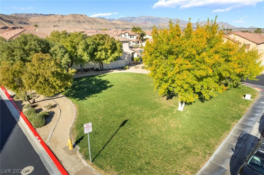 9285 Hainsworth, Las Vegas, NV 89148