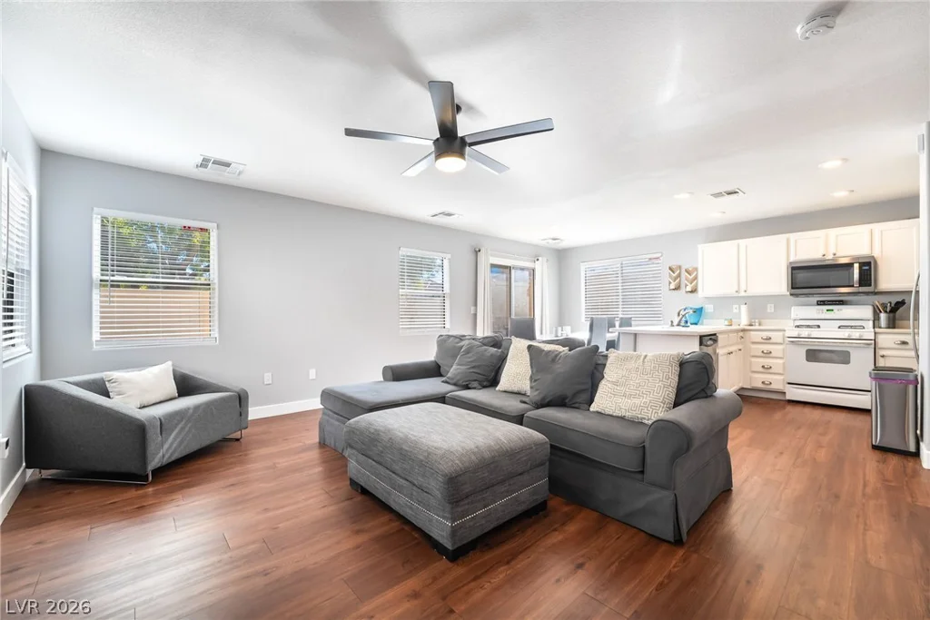 9285 Hainsworth, Las Vegas, NV 89148