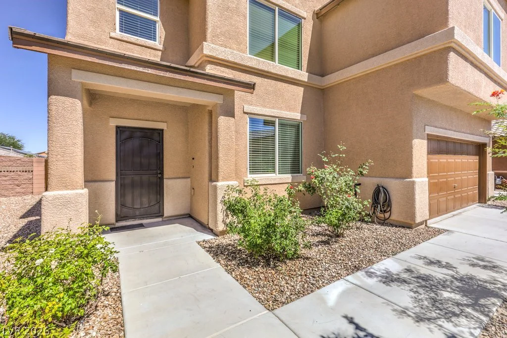 8132 Pink Desert, North Las Vegas, NV 89085