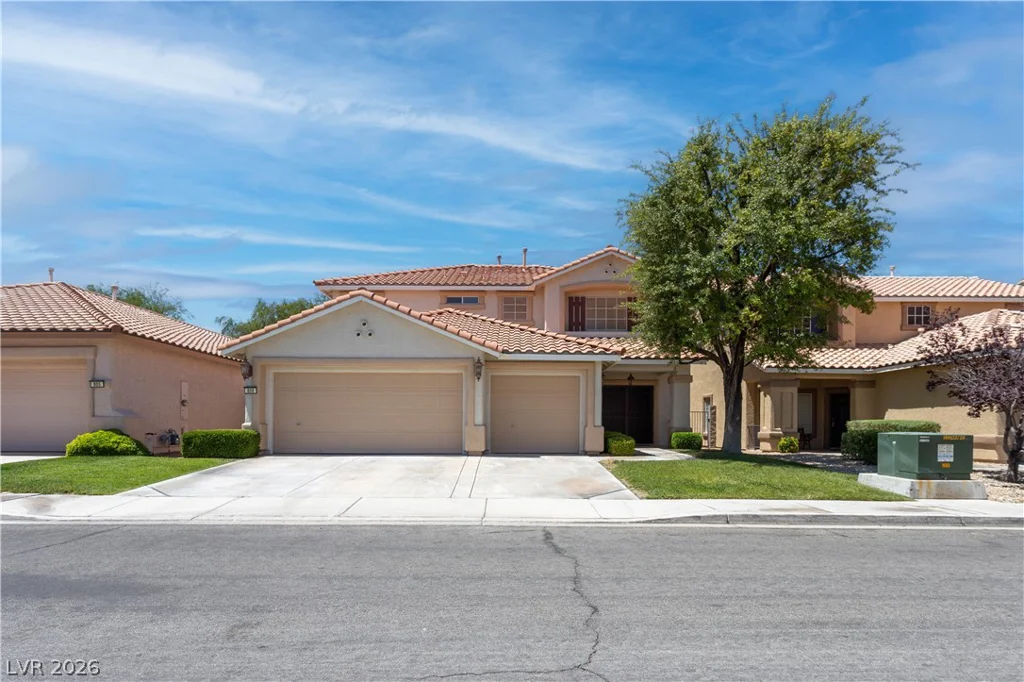 809 Royal Birch, Las Vegas, NV 89144