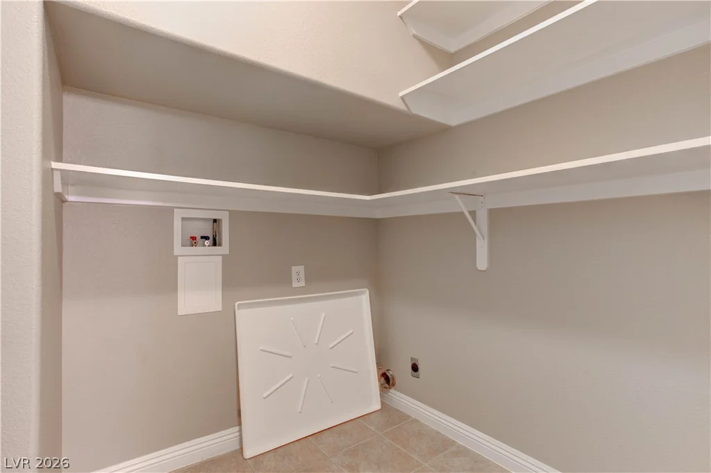 809 Royal Birch, Las Vegas, NV 89144