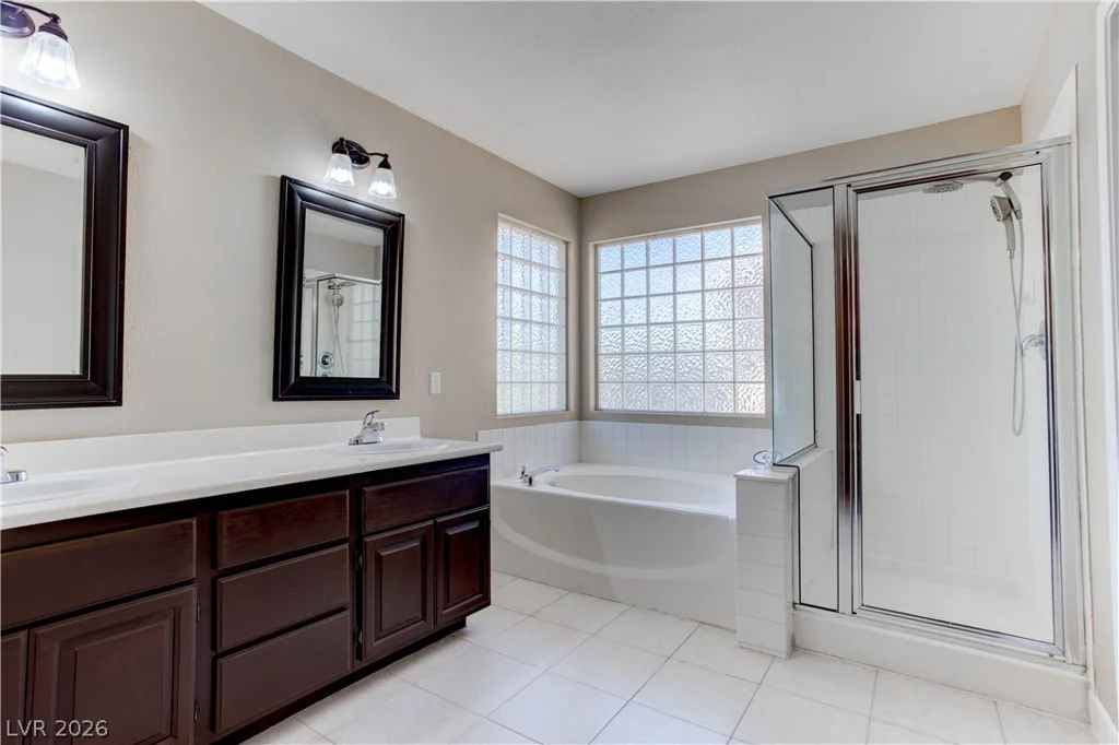 809 Royal Birch, Las Vegas, NV 89144