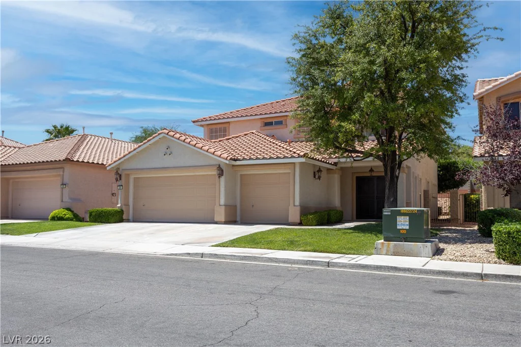 809 Royal Birch, Las Vegas, NV 89144