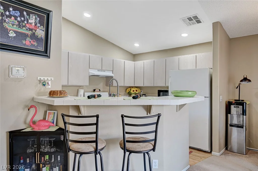 7905 Lago Vista, Las Vegas, NV 89145