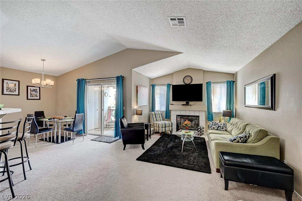 7905 Lago Vista, Las Vegas, NV 89145