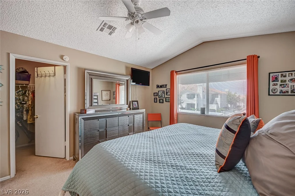7905 Lago Vista, Las Vegas, NV 89145