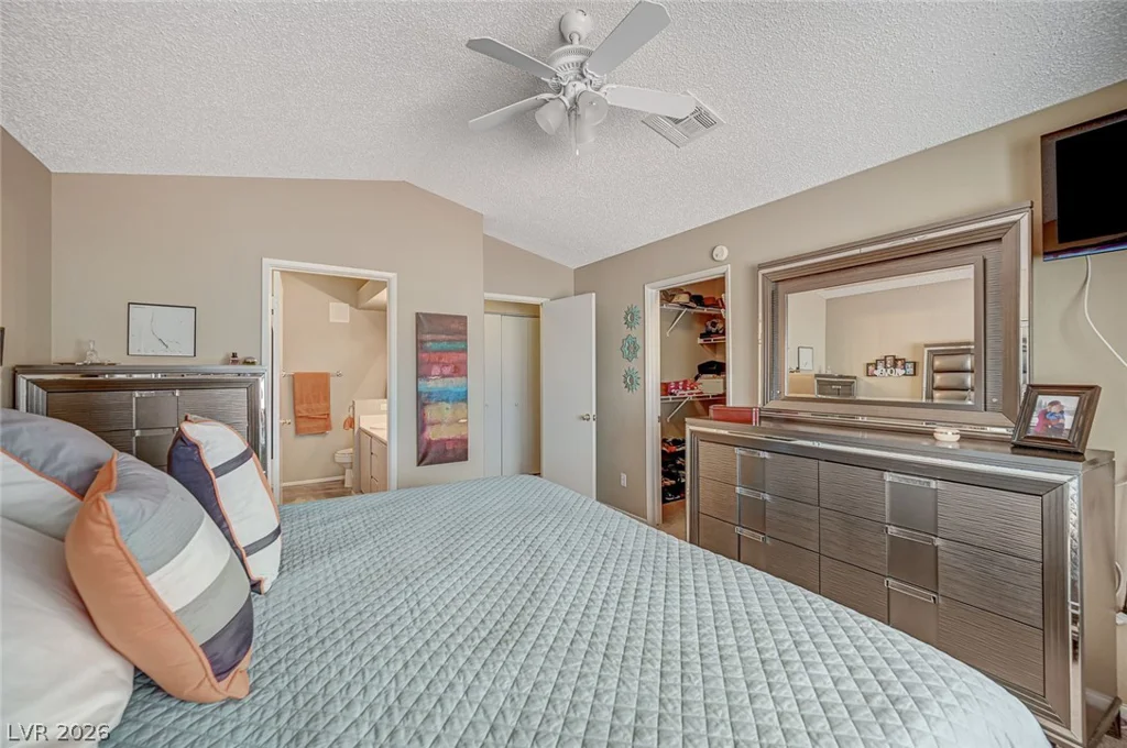 7905 Lago Vista, Las Vegas, NV 89145