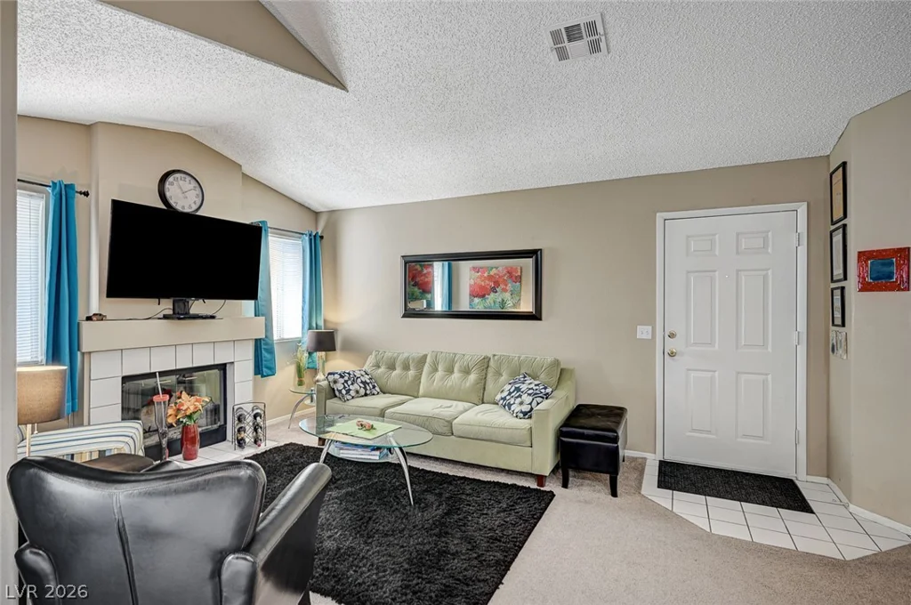 7905 Lago Vista, Las Vegas, NV 89145