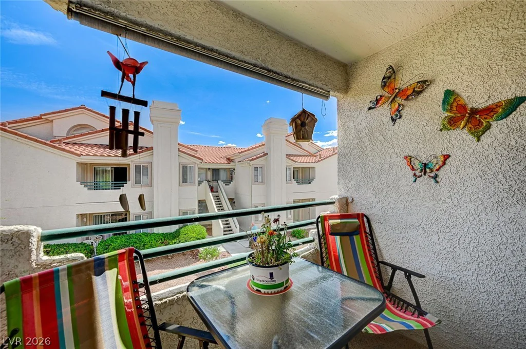 7905 Lago Vista, Las Vegas, NV 89145