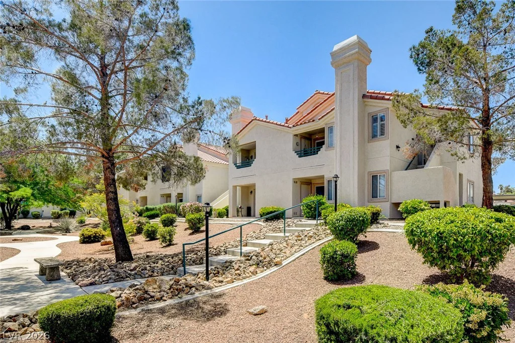 7905 Lago Vista, Las Vegas, NV 89145