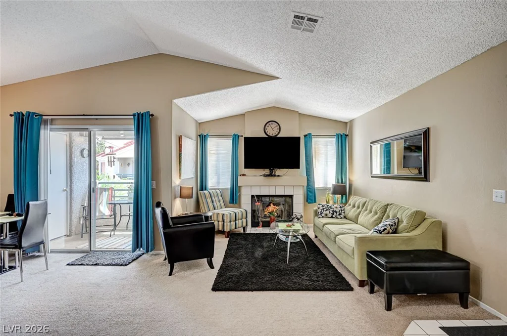 7905 Lago Vista, Las Vegas, NV 89145