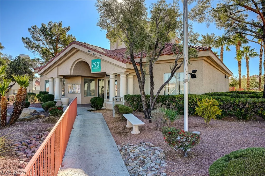 7905 Lago Vista, Las Vegas, NV 89145
