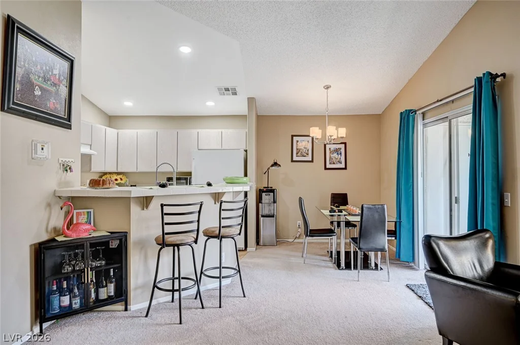 7905 Lago Vista, Las Vegas, NV 89145