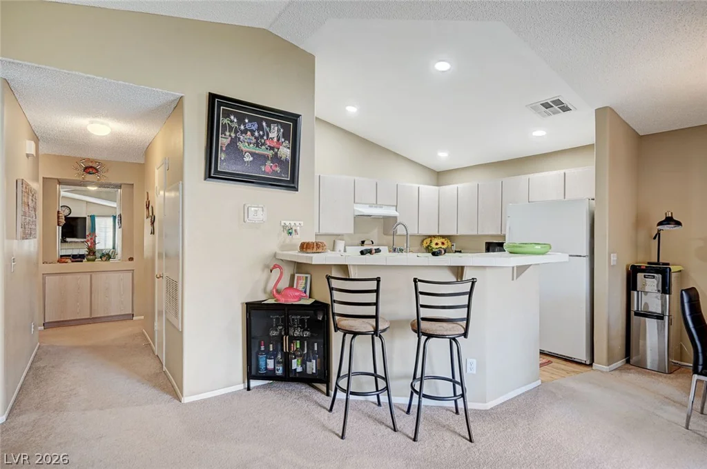 7905 Lago Vista, Las Vegas, NV 89145
