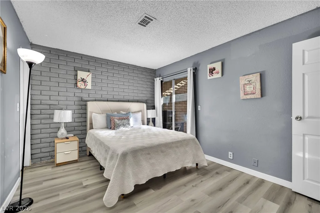 3033 Saint George, North Las Vegas, NV 89030