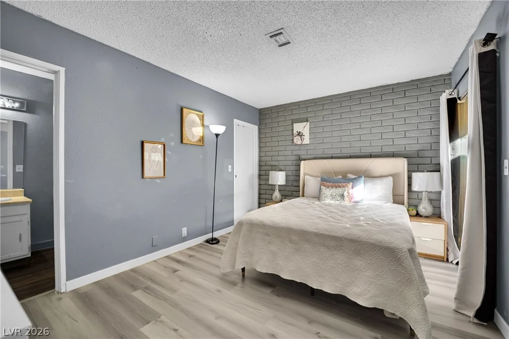 3033 Saint George, North Las Vegas, NV 89030