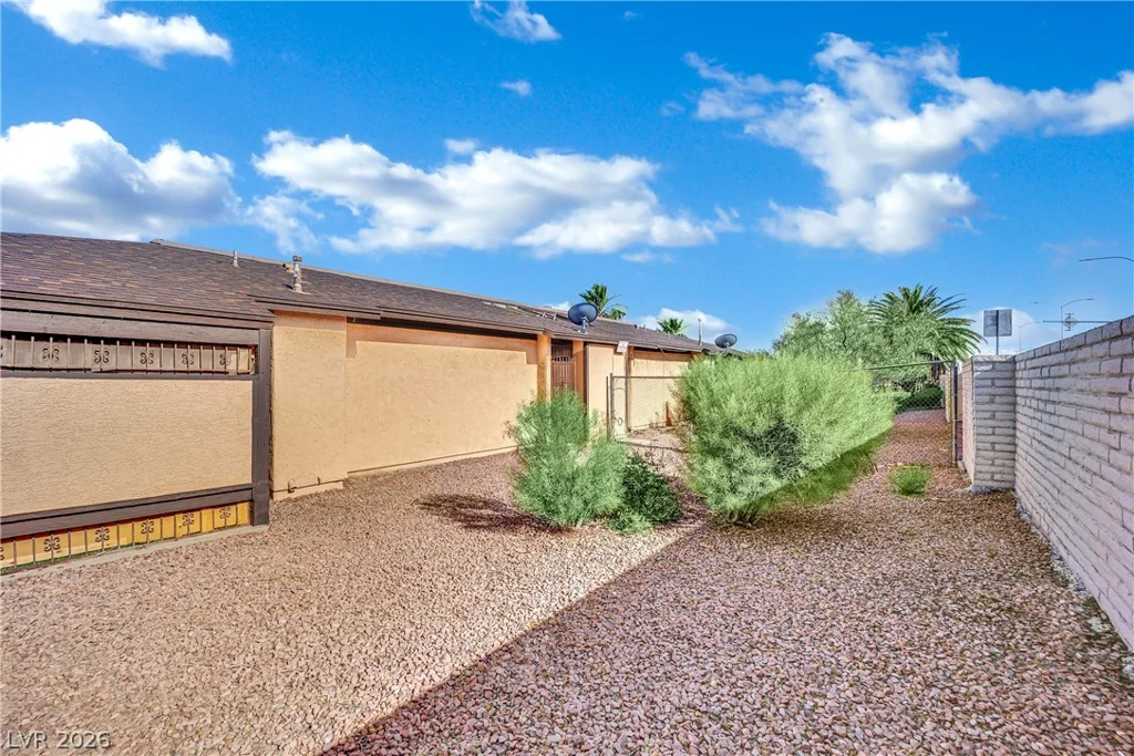 3033 Saint George, North Las Vegas, NV 89030