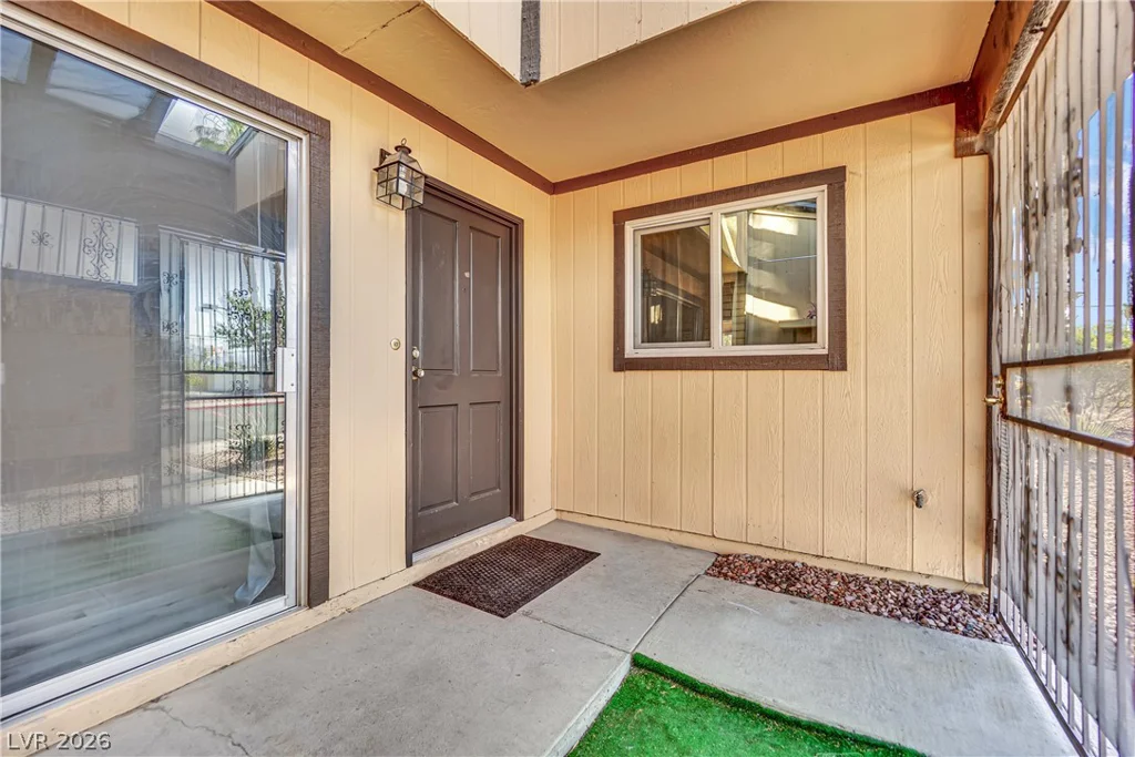 3033 Saint George, North Las Vegas, NV 89030