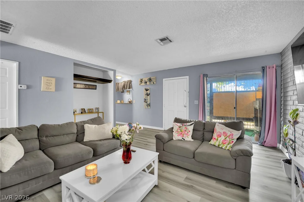 3033 Saint George, North Las Vegas, NV 89030