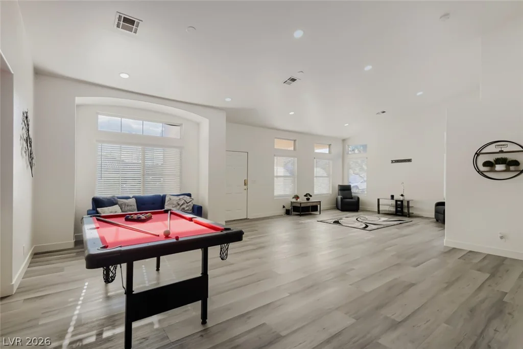 6324 Black Oaks, North Las Vegas, NV 89031