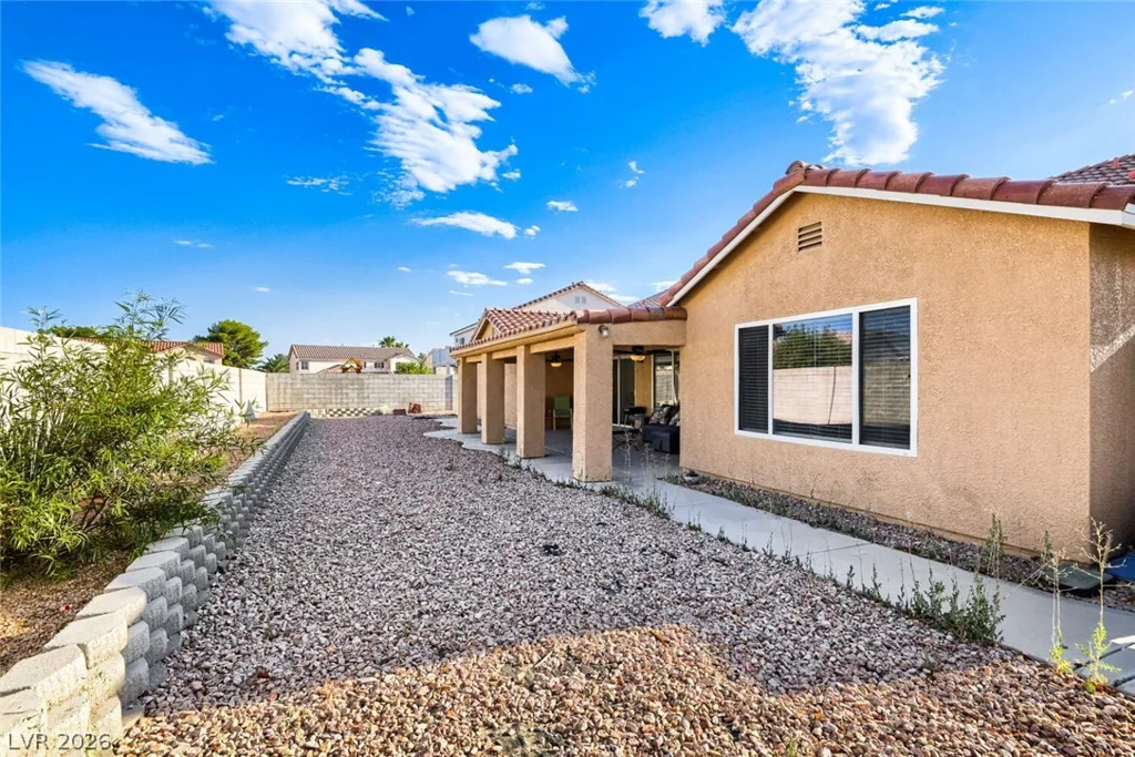 6324 Black Oaks, North Las Vegas, NV 89031