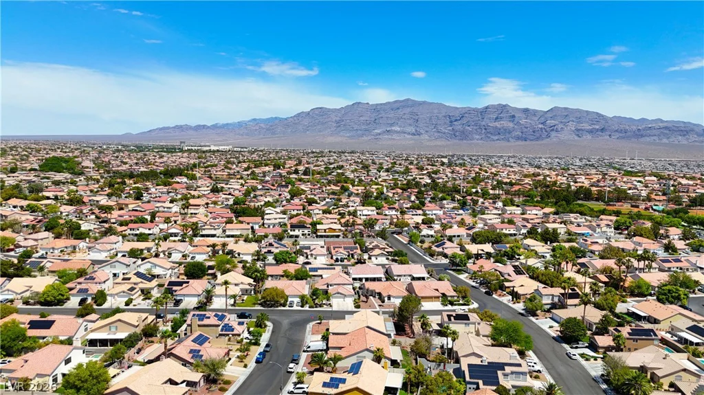 6134 Evening View, North Las Vegas, NV 89031
