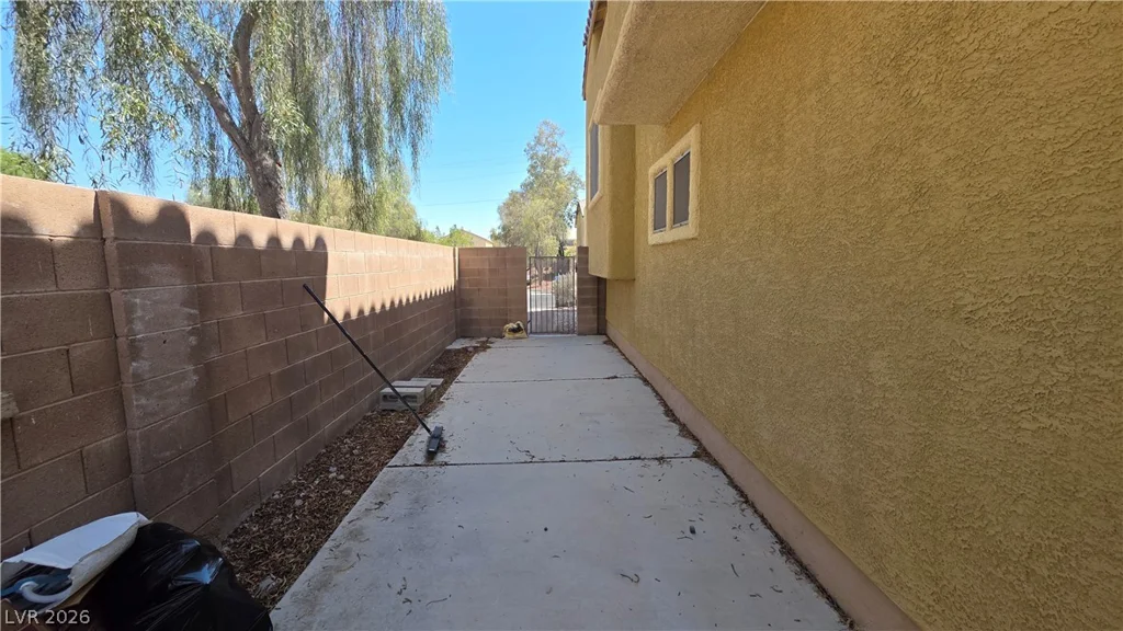 2880 Vigilante, North Las Vegas, NV 89081
