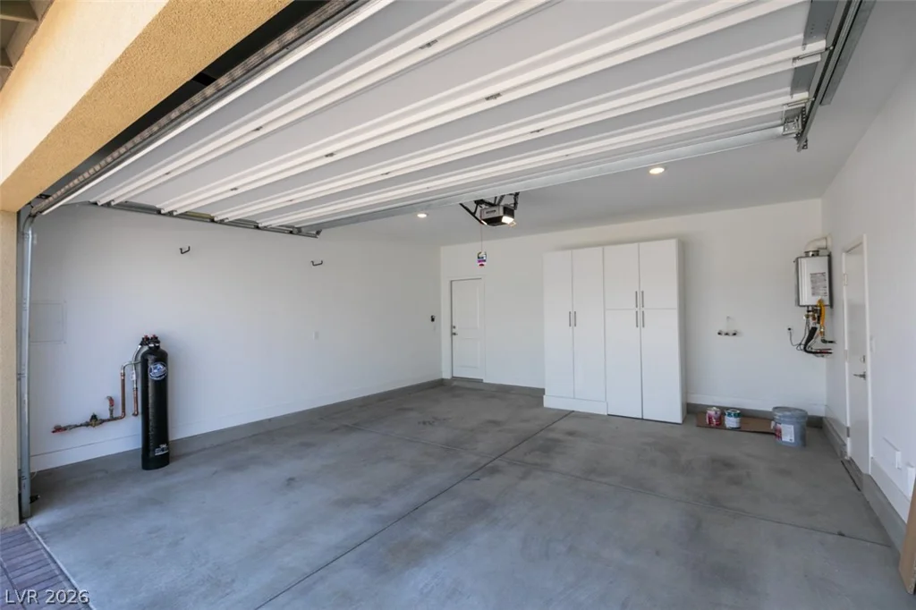 10184 Chrysolite, Las Vegas, NV 89143